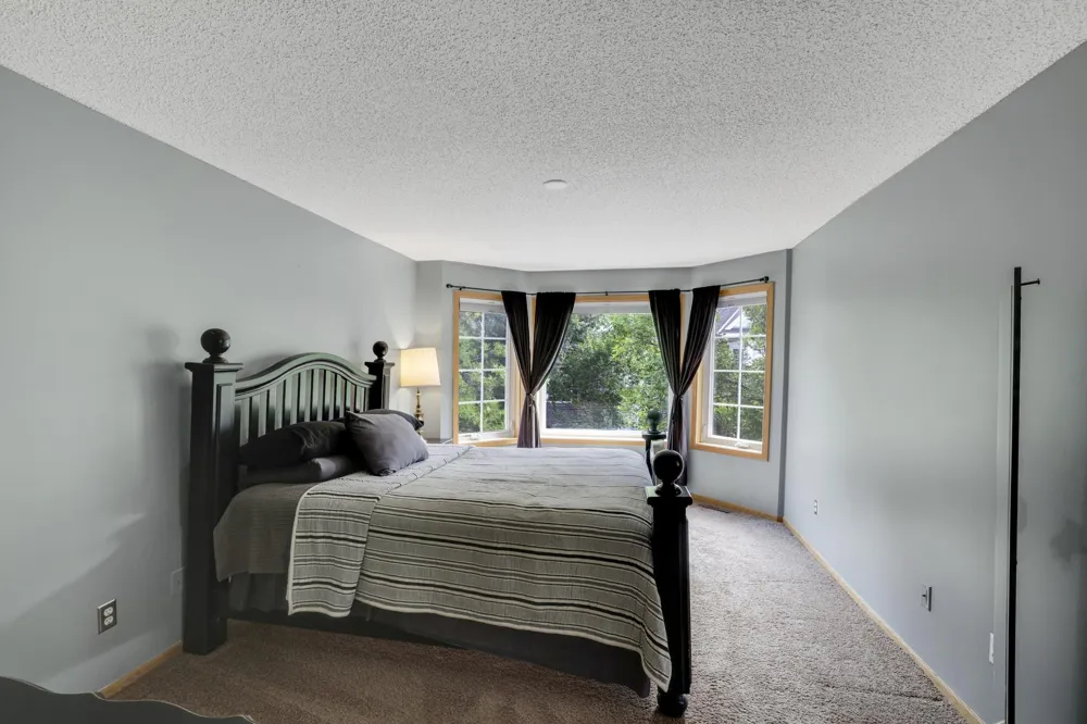 846 Trenton Lane Plymouth, MN 55441