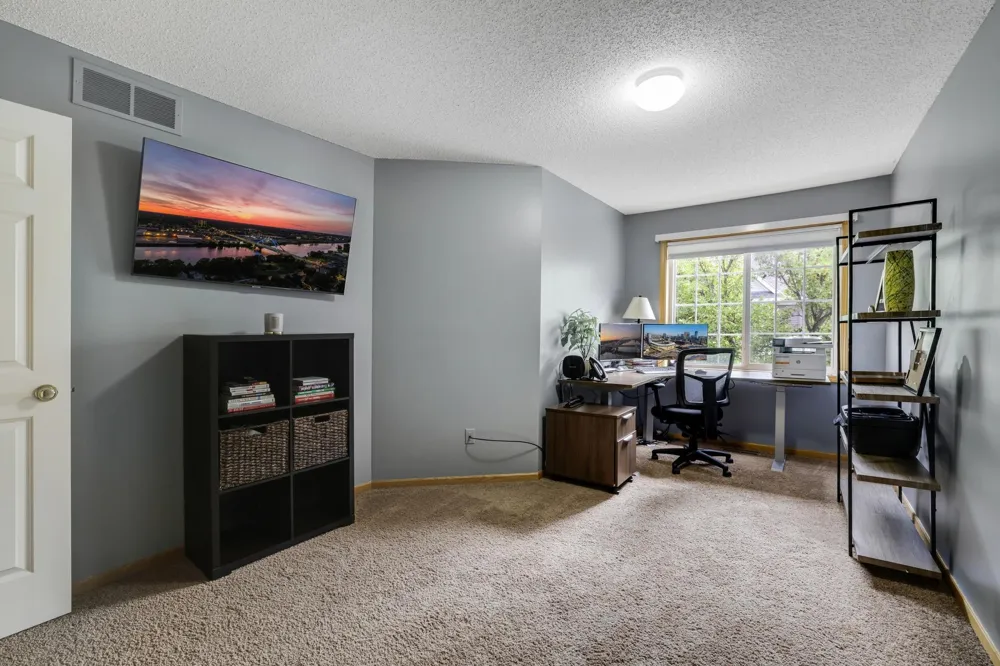846 Trenton Lane Plymouth, MN 55441