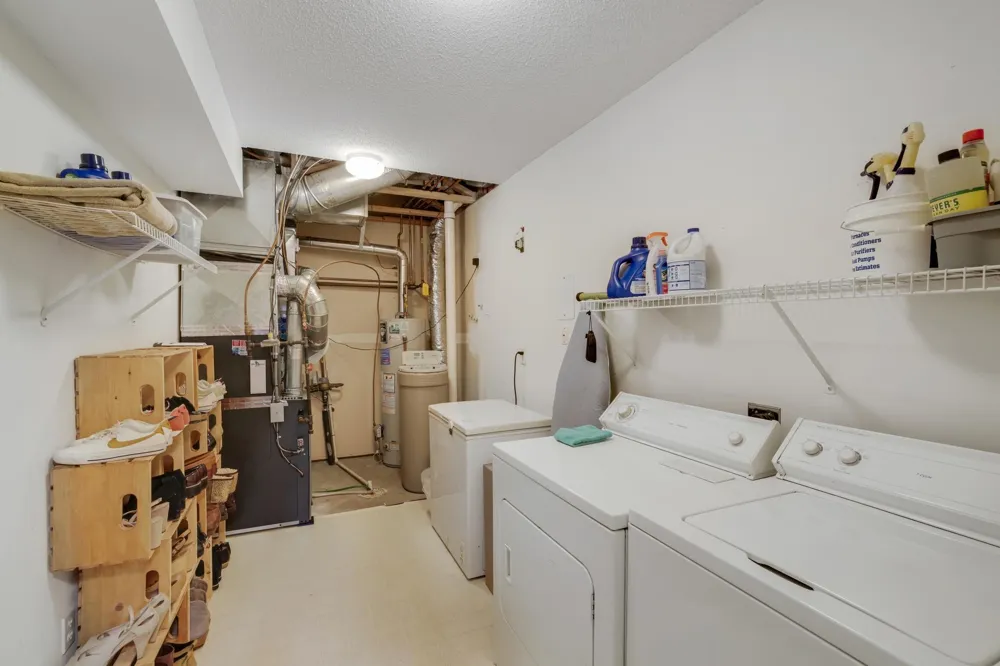846 Trenton Lane Plymouth, MN 55441