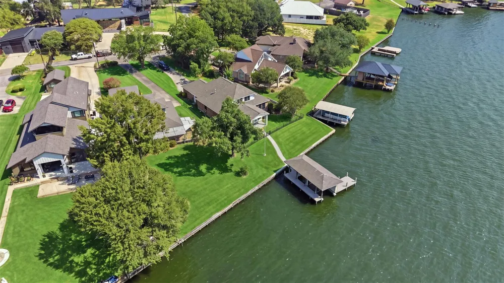 16457 Hunters Trail Montgomery, TX 77356