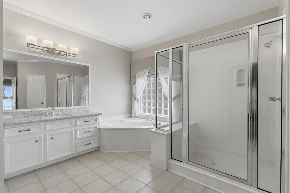 16457 Hunters Trail Montgomery, TX 77356