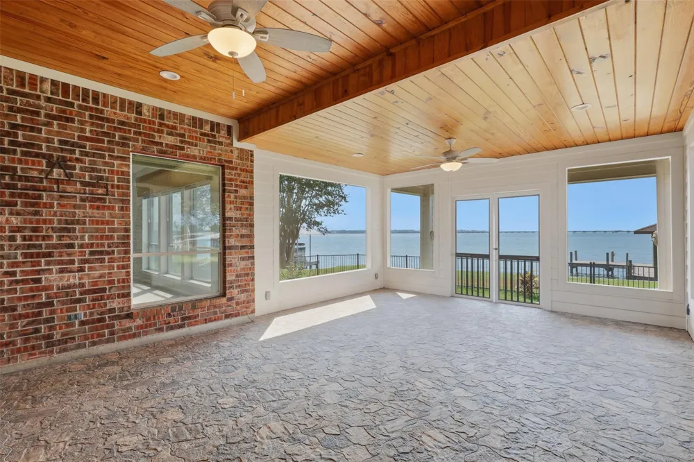 16457 Hunters Trail Montgomery, TX 77356