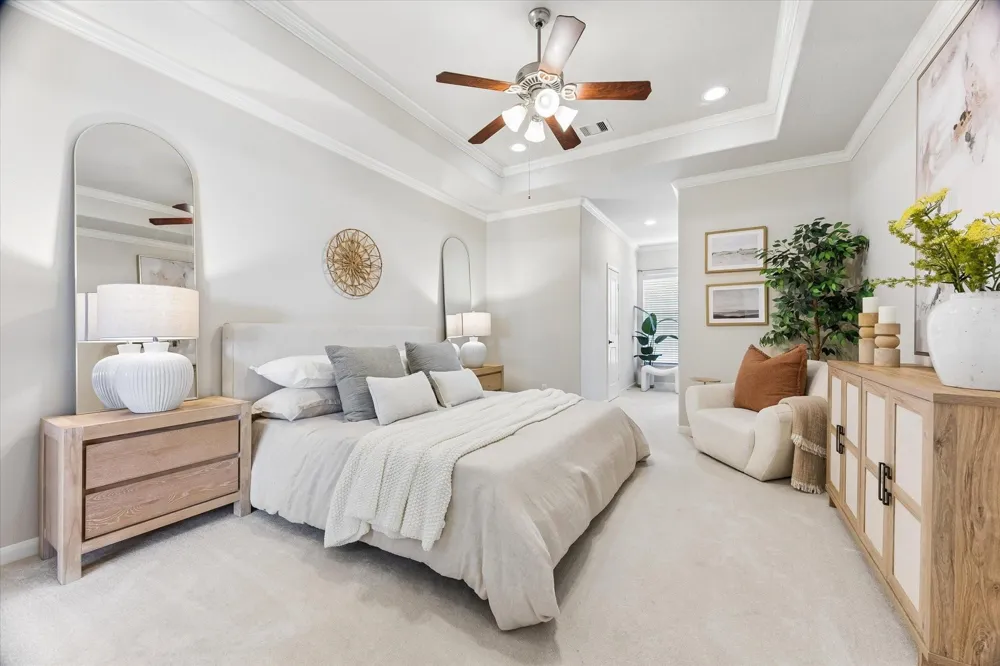 1045 W 22nd Street #K Houston, TX 77008