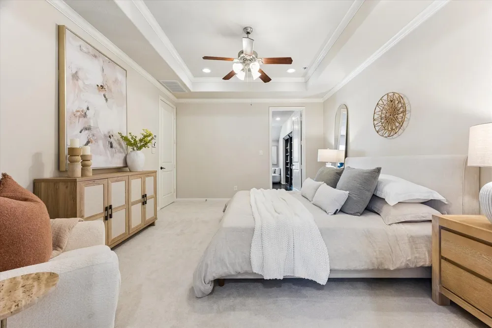 1045 W 22nd Street #K Houston, TX 77008
