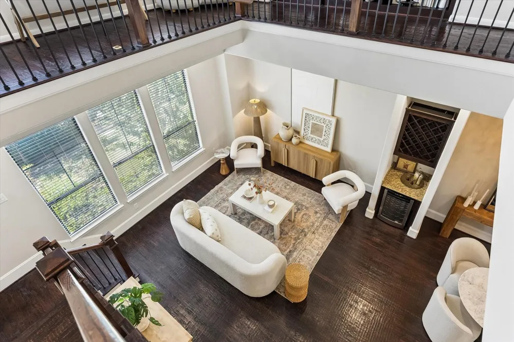 1045 W 22nd Street #K Houston, TX 77008