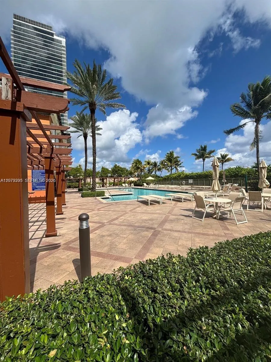 2080 S Ocean Dr #308 Hallandale Beach, FL 33009