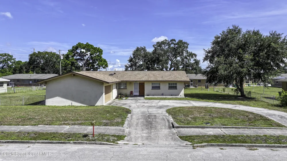 506 Walker Street Melbourne, FL 32901