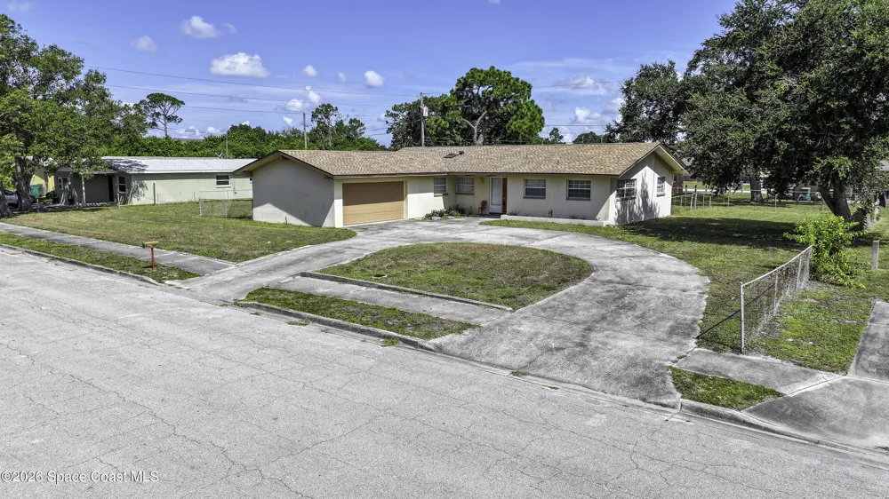 506 Walker Street Melbourne, FL 32901