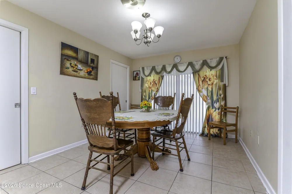 506 Walker Street Melbourne, FL 32901