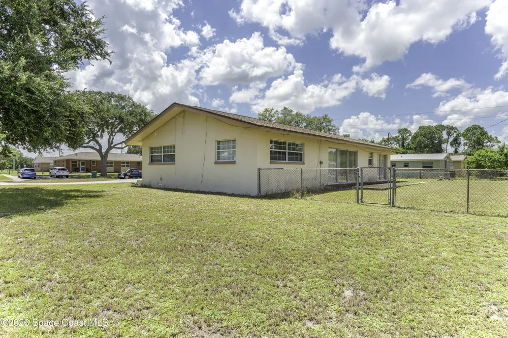 506 Walker Street Melbourne, FL 32901