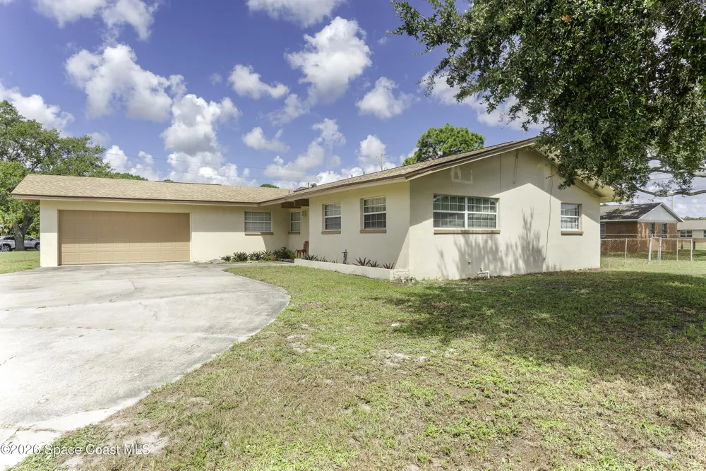 506 Walker Street Melbourne, FL 32901