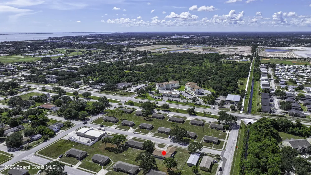 506 Walker Street Melbourne, FL 32901