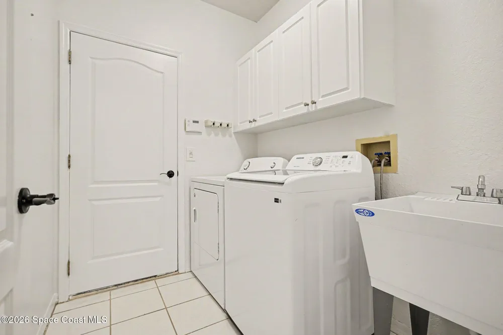 743 Carriage Hill Road Melbourne, FL 32940
