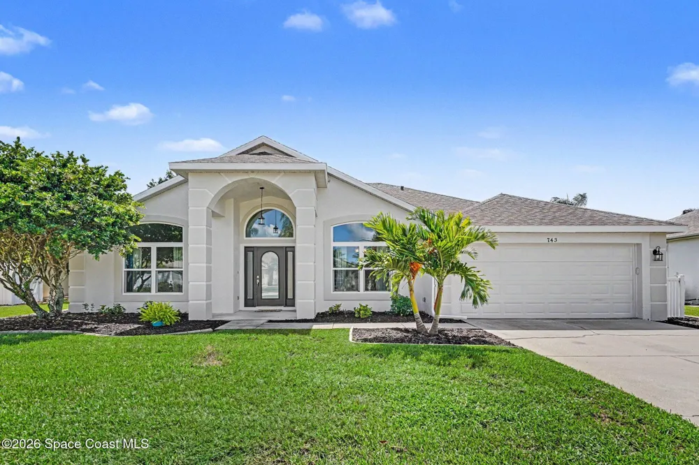 743 Carriage Hill Road Melbourne, FL 32940