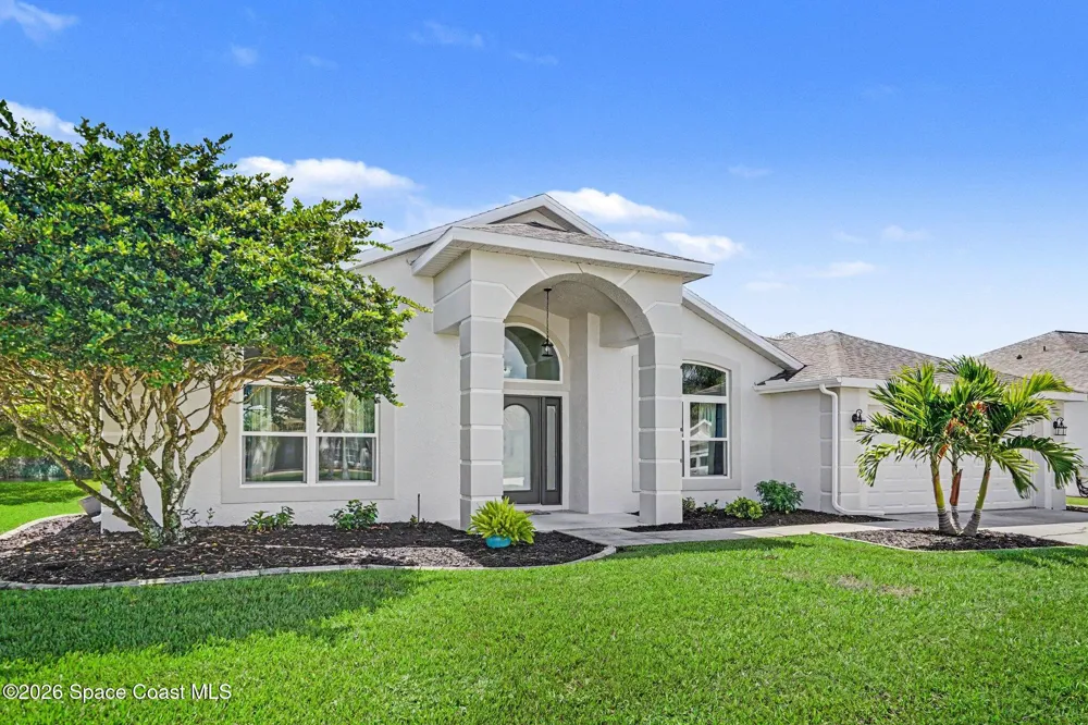743 Carriage Hill Road Melbourne, FL 32940
