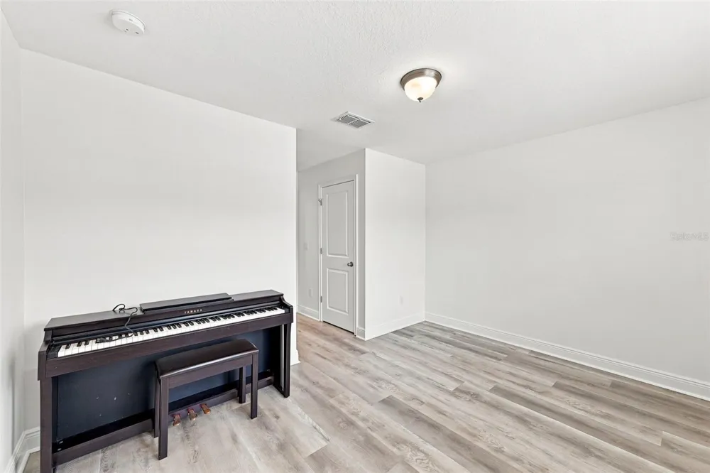 17871 STELLA MOON PLACE Lutz, FL 33558