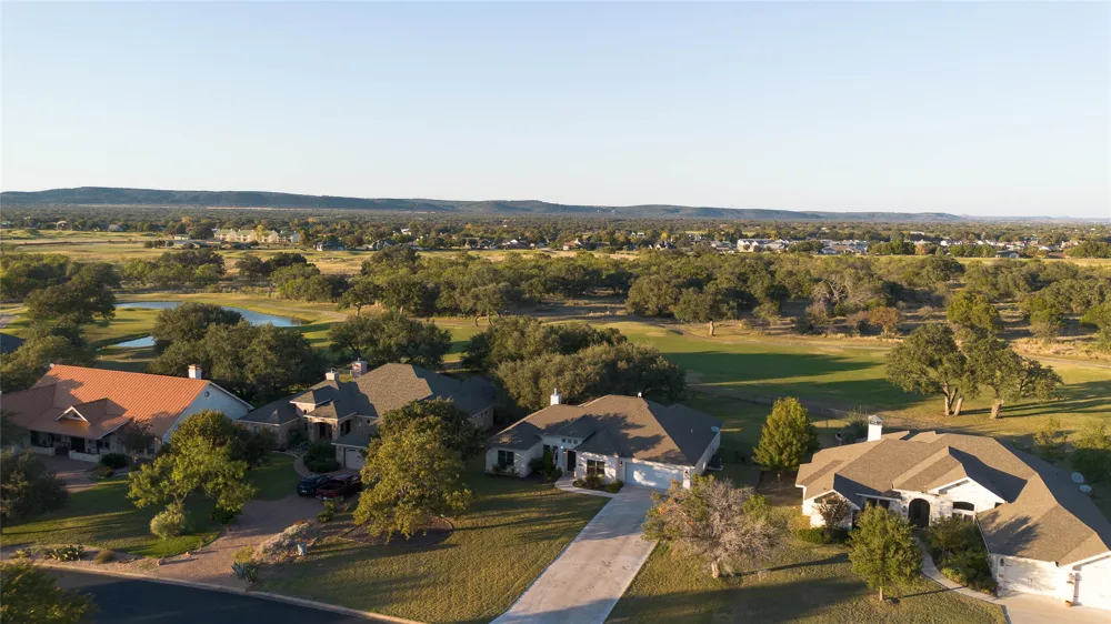 216 Enclave Drive Kingsland, TX 78639