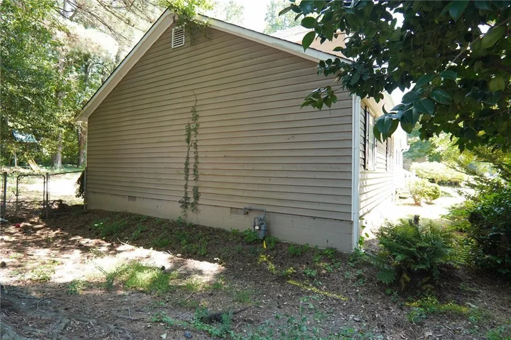 3676 Lenora Church Road Snellville, GA 30039