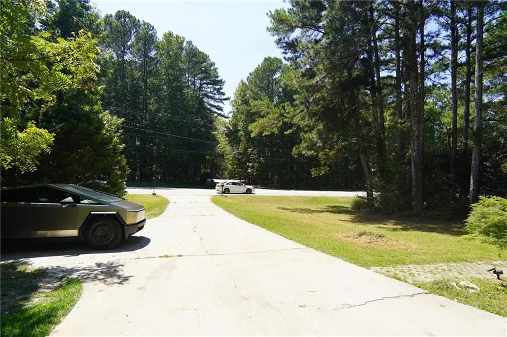 3676 Lenora Church Road Snellville, GA 30039