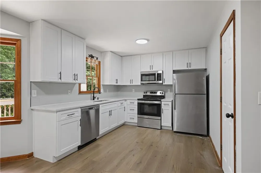 107 Shelby Lane Hiram, GA 30141