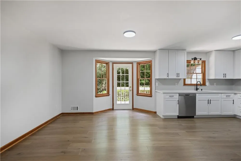 107 Shelby Lane Hiram, GA 30141