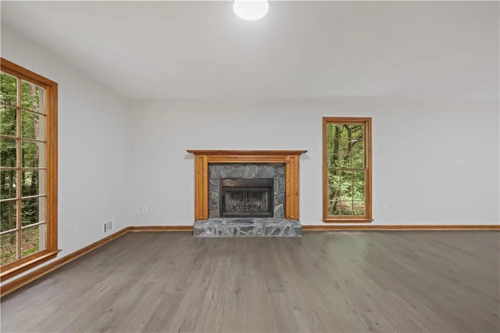 107 Shelby Lane Hiram, GA 30141
