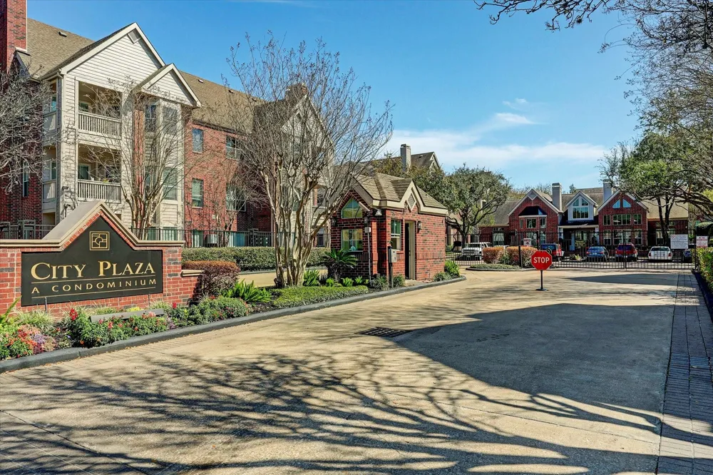 1330 Old Spanish Trail #1103 Houston, TX 77054