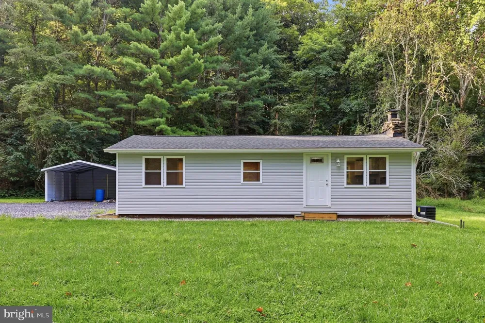 3013 BOSS ARNOLD ROAD E Jefferson, MD 21755