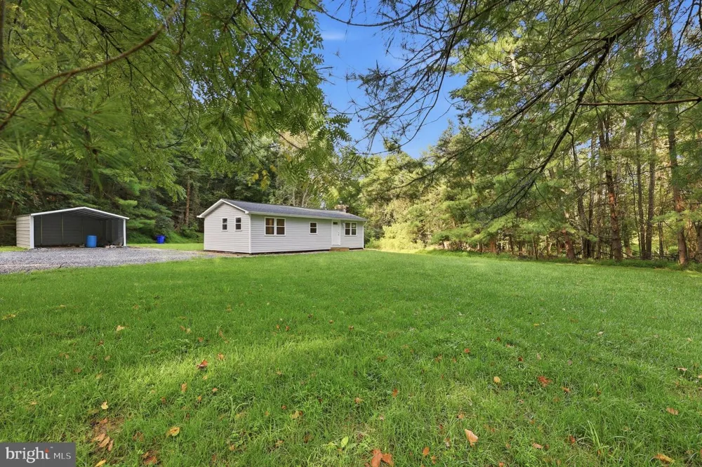 3013 BOSS ARNOLD ROAD E Jefferson, MD 21755