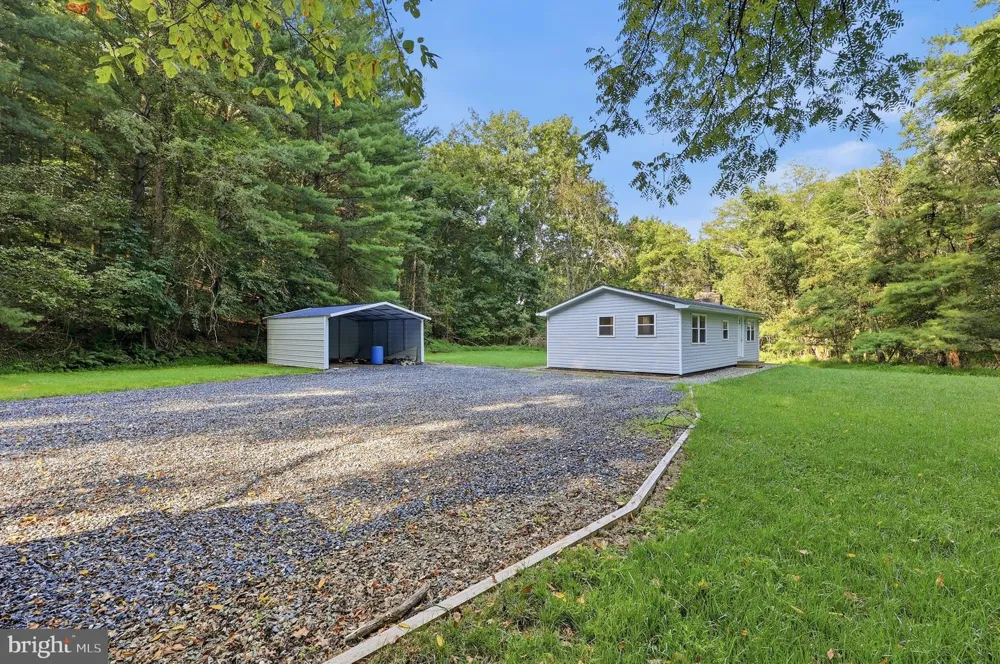 3013 BOSS ARNOLD ROAD E Jefferson, MD 21755