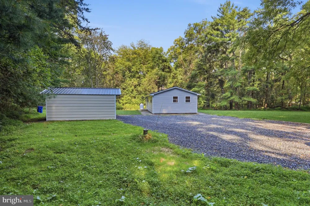 3013 BOSS ARNOLD ROAD E Jefferson, MD 21755