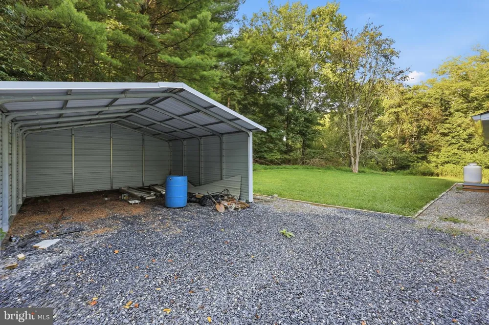 3013 BOSS ARNOLD ROAD E Jefferson, MD 21755
