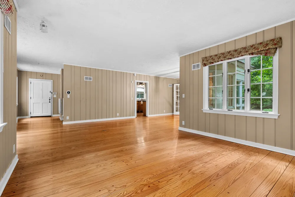 5315 Angling Road Portage, MI 49024