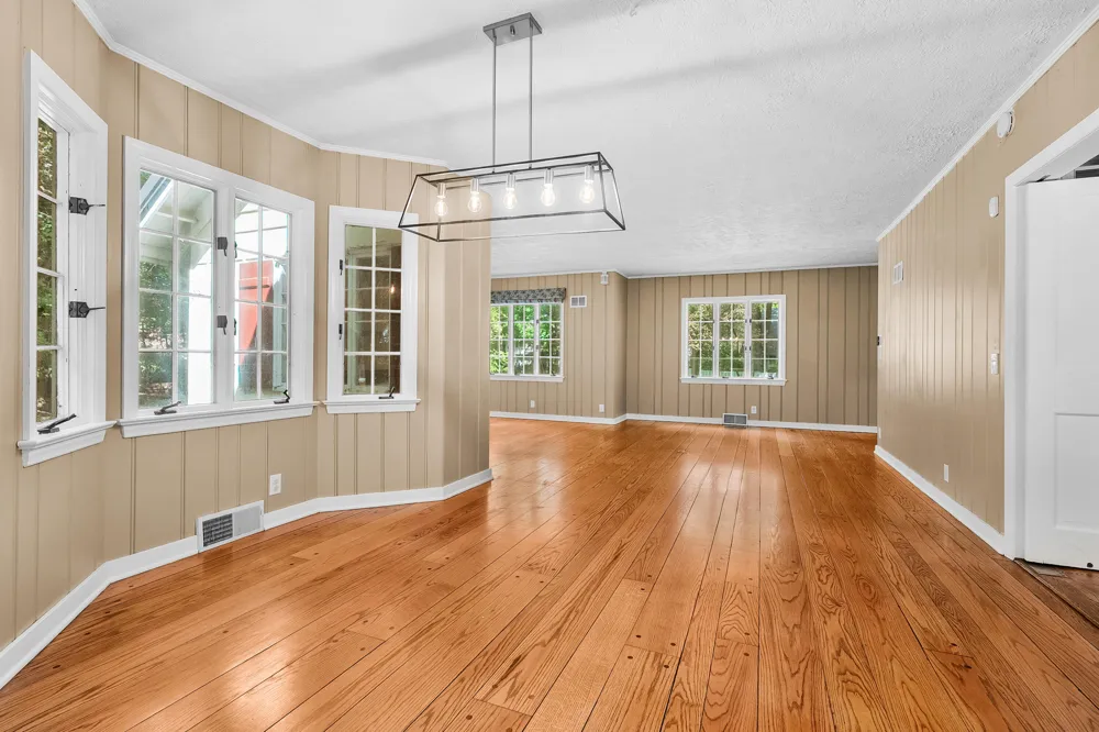 5315 Angling Road Portage, MI 49024