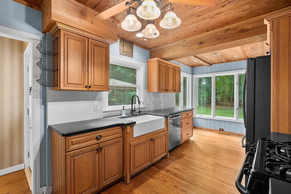 5315 Angling Road Portage, MI 49024
