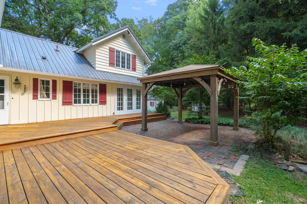 5315 Angling Road Portage, MI 49024