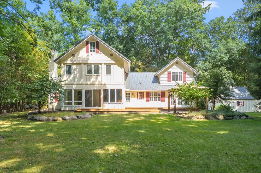 5315 Angling Road Portage, MI 49024