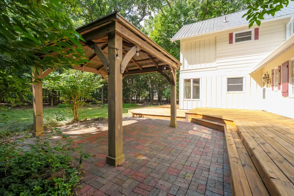 5315 Angling Road Portage, MI 49024