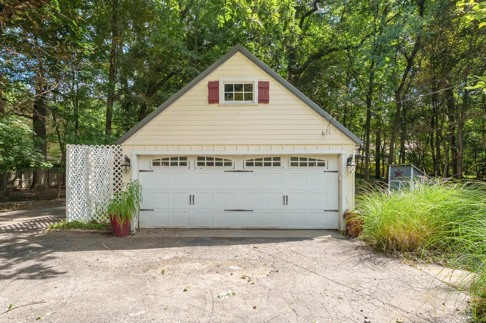5315 Angling Road Portage, MI 49024