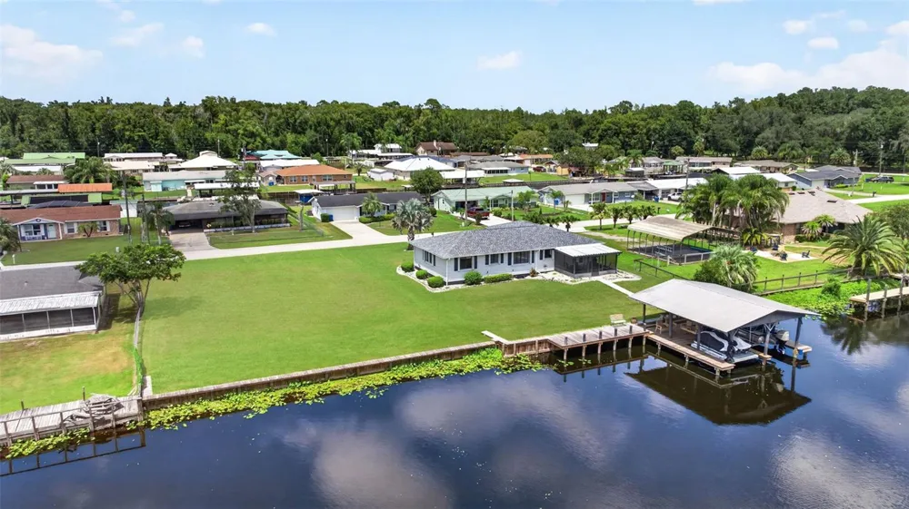 1613 JUNO TRAIL Astor, FL 32102