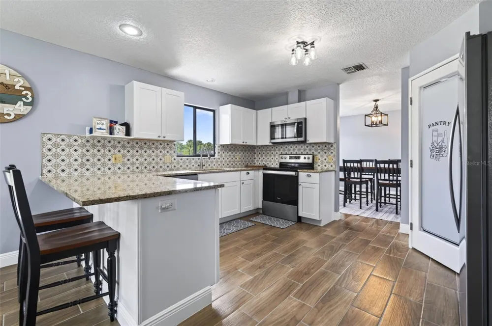 1613 JUNO TRAIL Astor, FL 32102