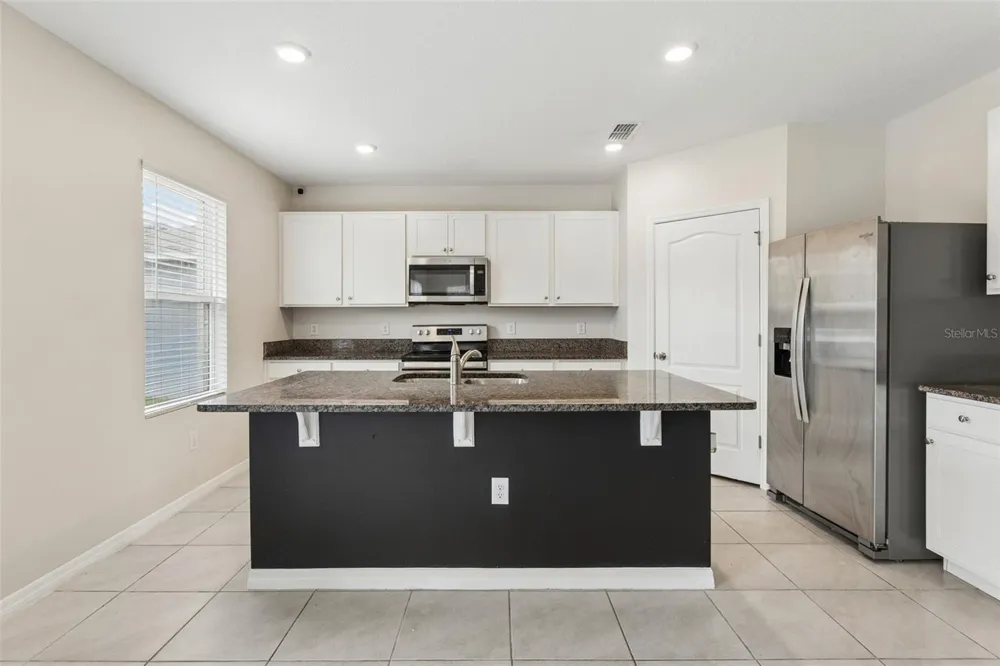5551 PALOMINO PLACE Apopka, FL 32712