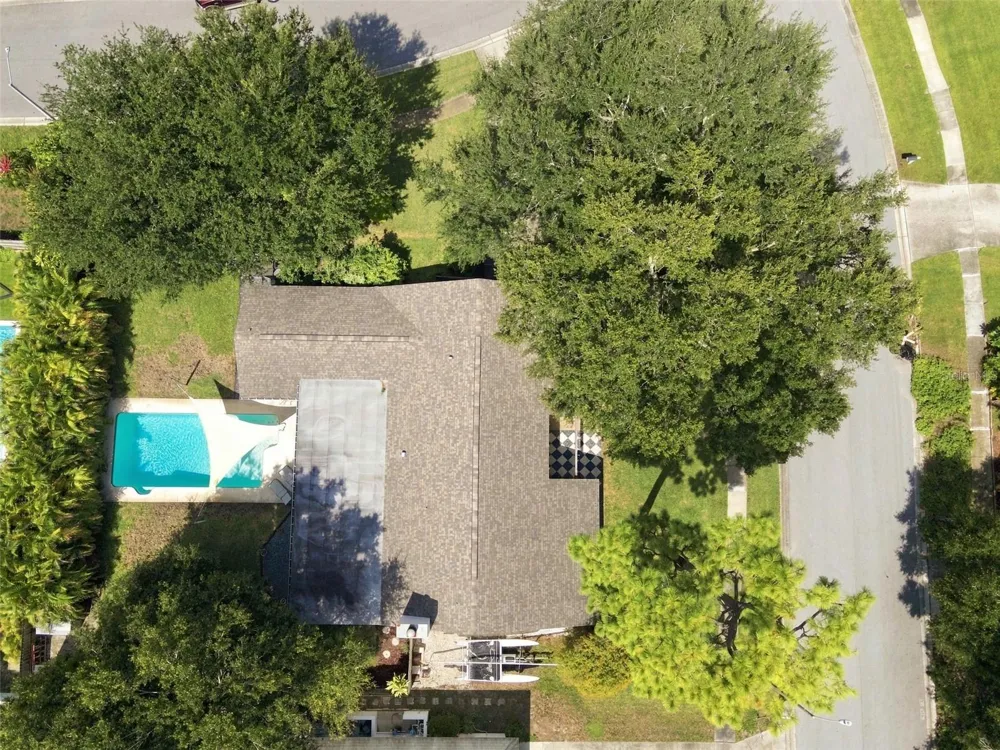 1683 OAK PLACE Clearwater, FL 33755