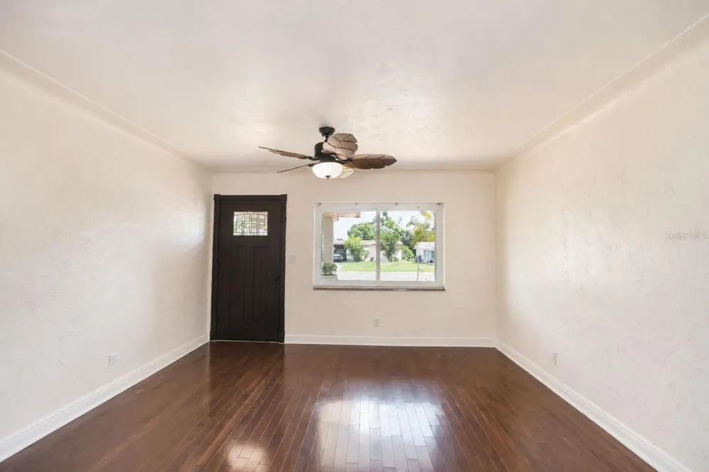 520 83RD AVENUE St Petersburg, FL 33702
