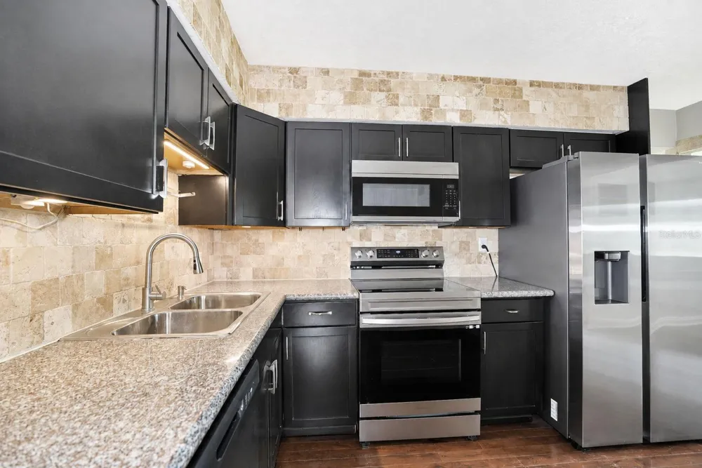 520 83RD AVENUE St Petersburg, FL 33702