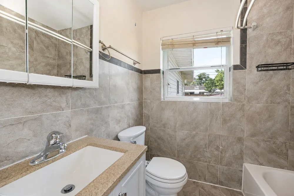 520 83RD AVENUE St Petersburg, FL 33702