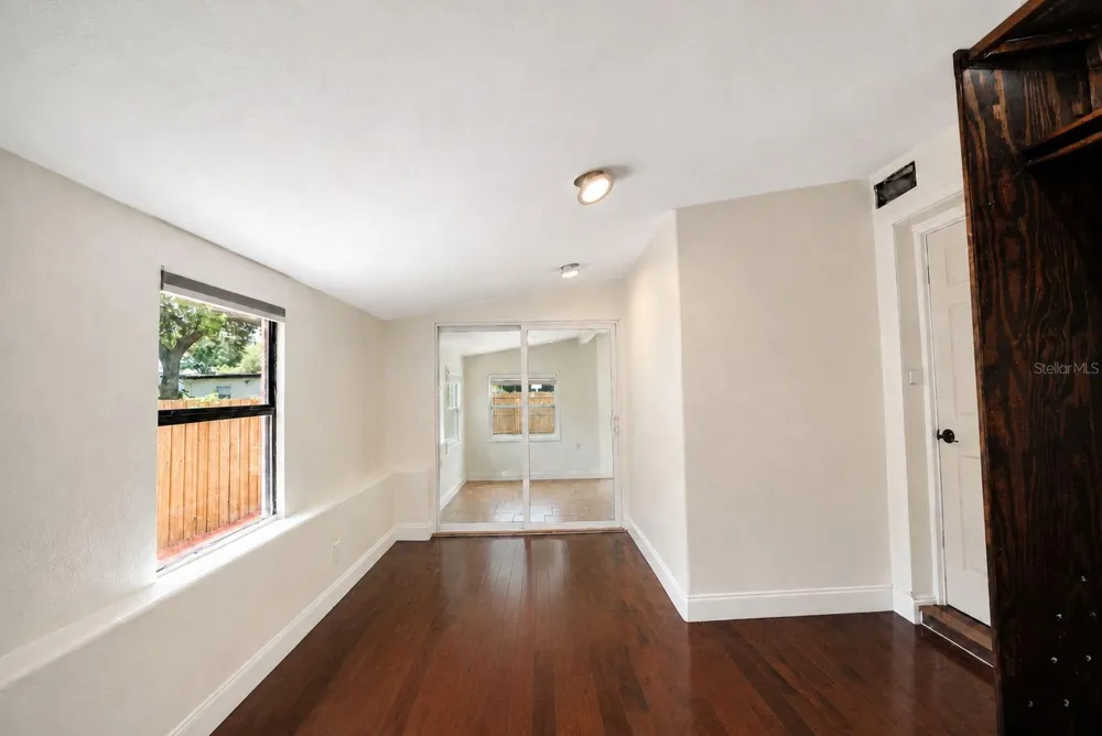 520 83RD AVENUE St Petersburg, FL 33702
