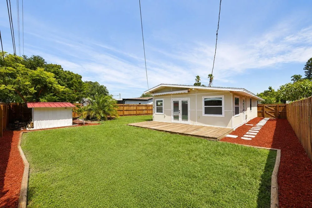 520 83RD AVENUE St Petersburg, FL 33702