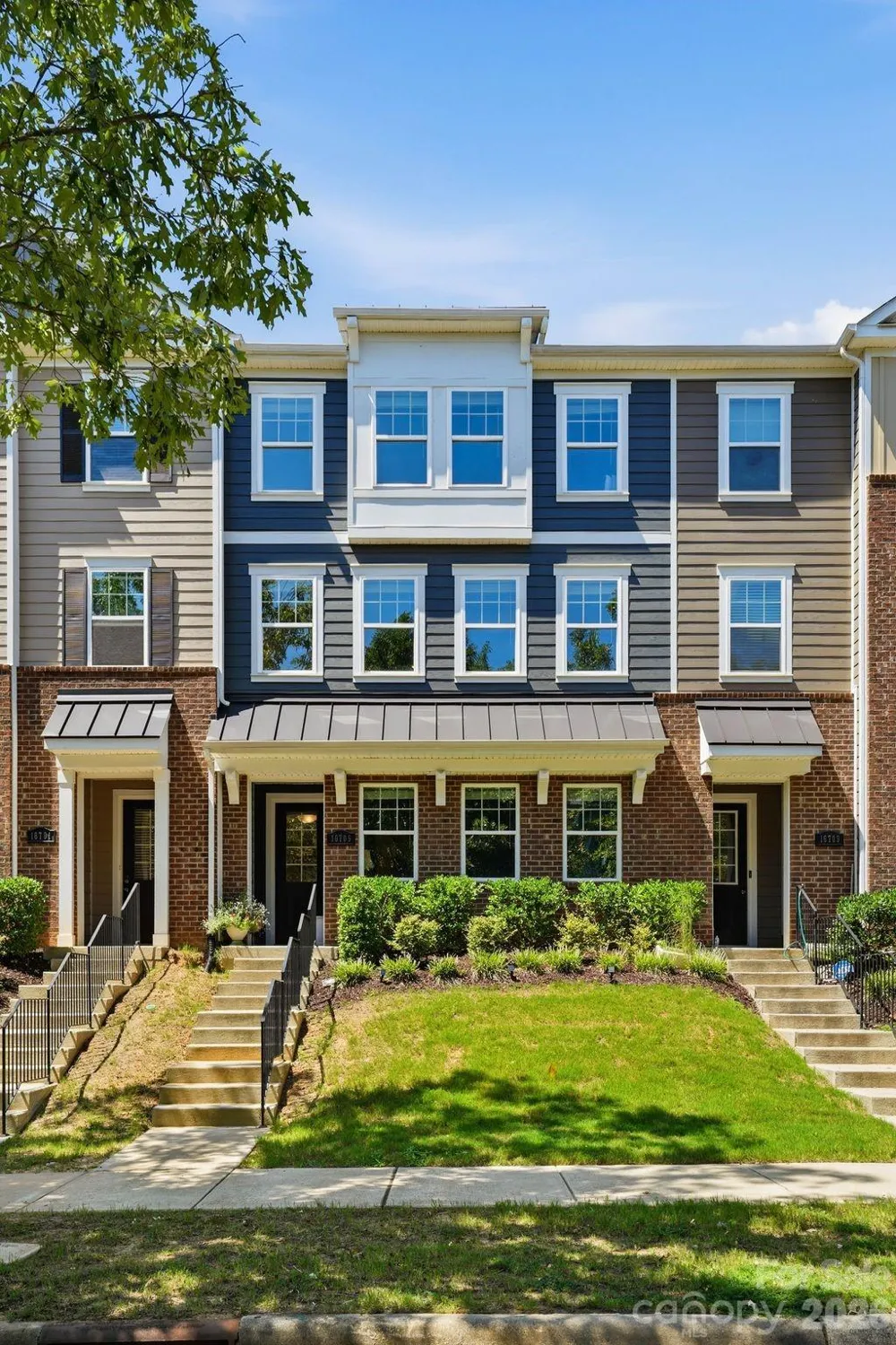 16705 Summers Walk Boulevard Davidson, NC 28036