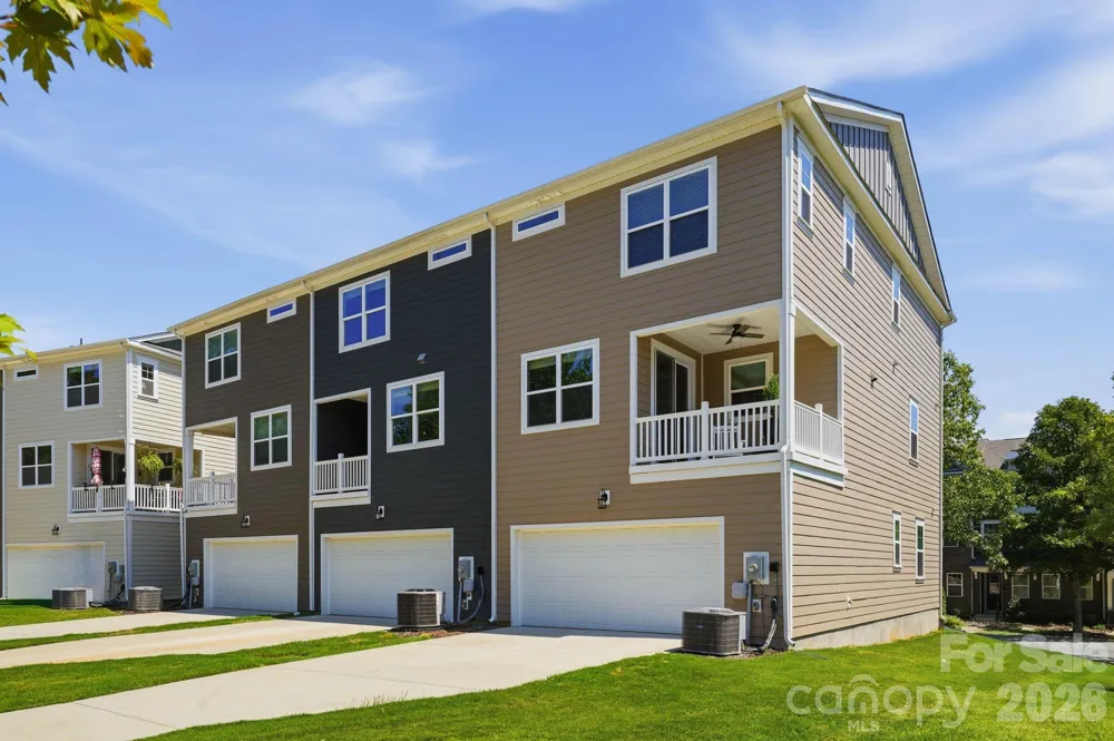 16705 Summers Walk Boulevard Davidson, NC 28036